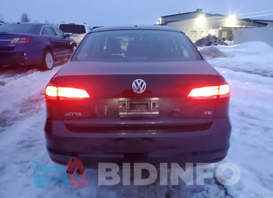 3VW2B7AJ8HM252586 Photo# 6