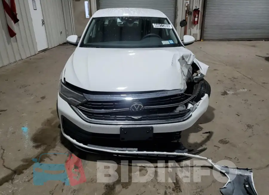 3VW5M7BU6RM085842 Photo# 5