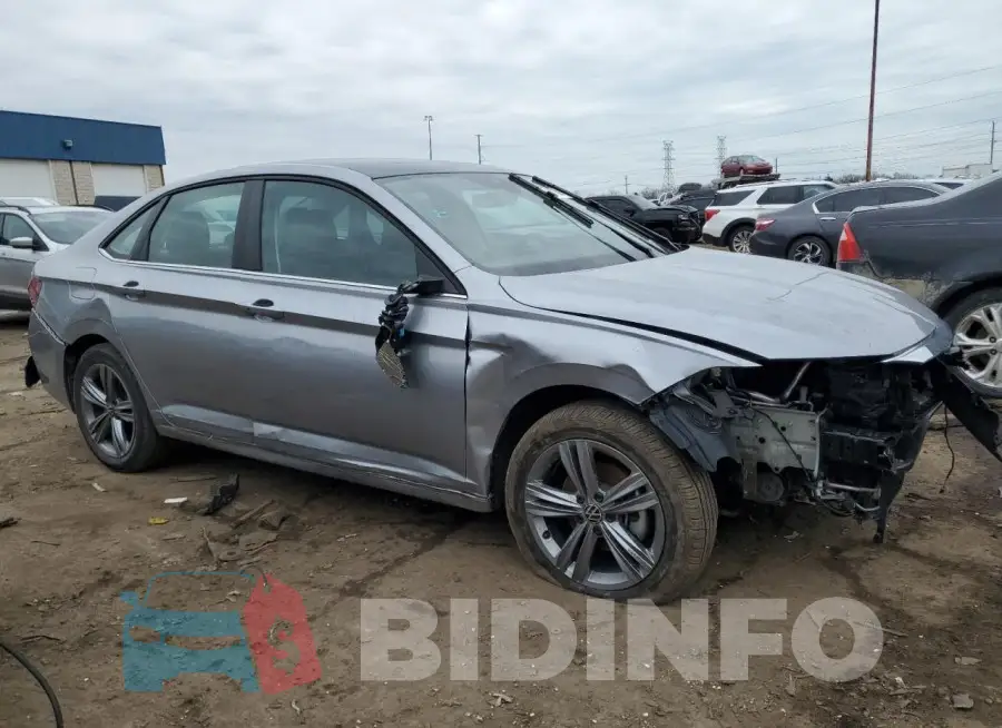3VW7M7BU0RM084405 Photo# 4