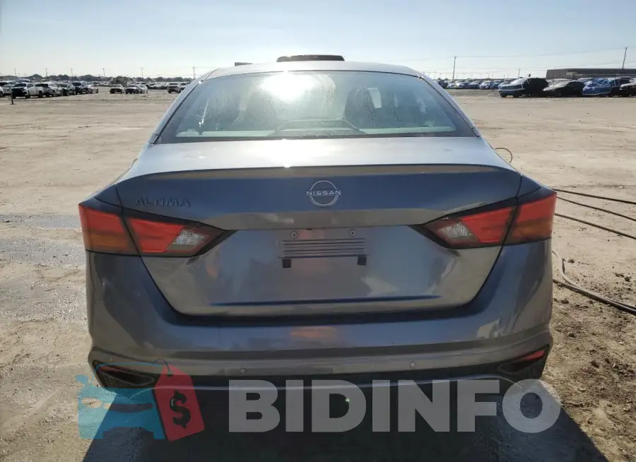 1N4BL4BV2PN338874 Photo# 6