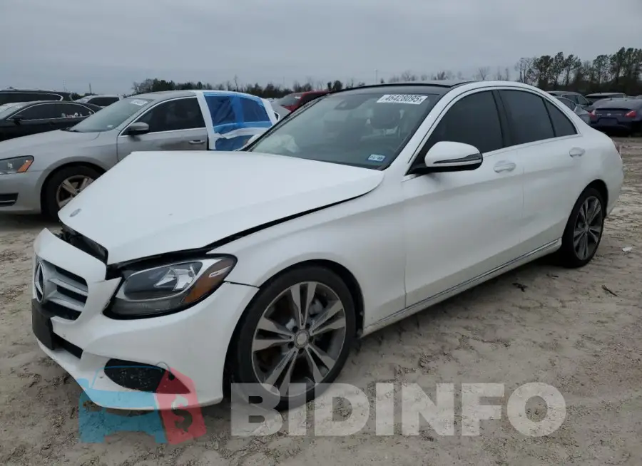WDDWF4JB6GR156250 Photo# 1