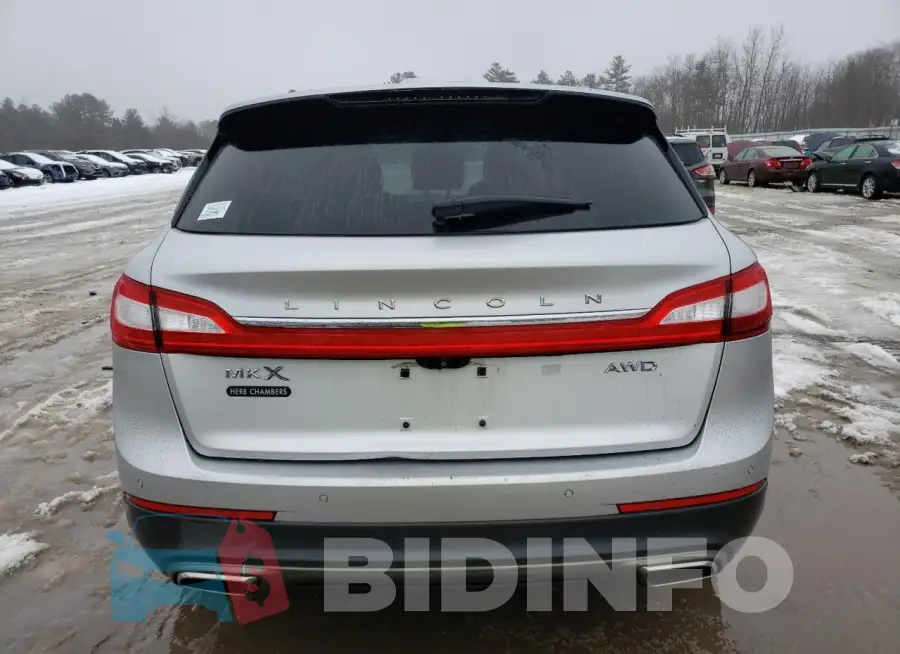 2LMTJ8LR8GBL78661 Photo# 6