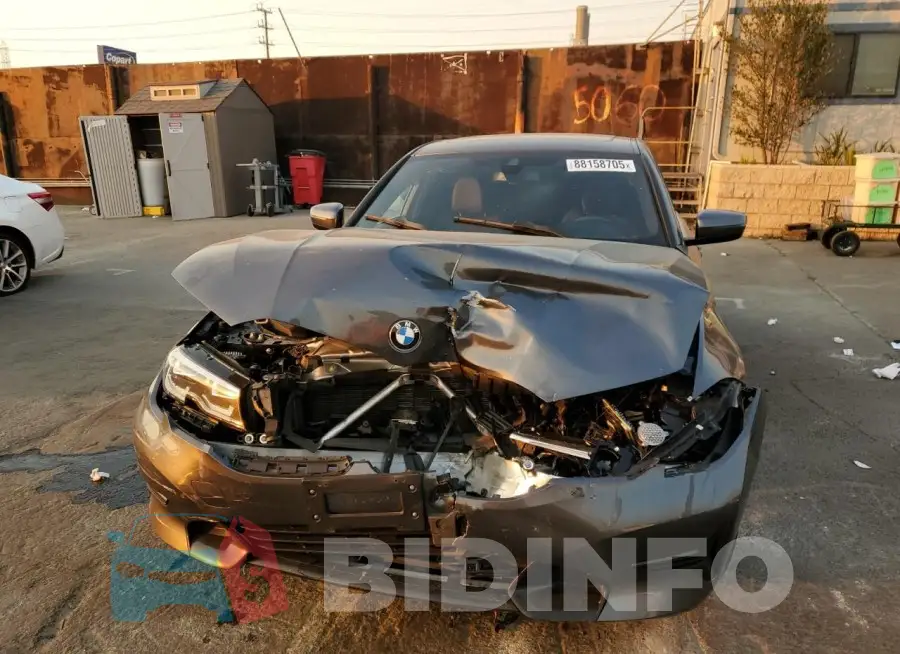 3MW5R1J03M8B66814 Photo# 5
