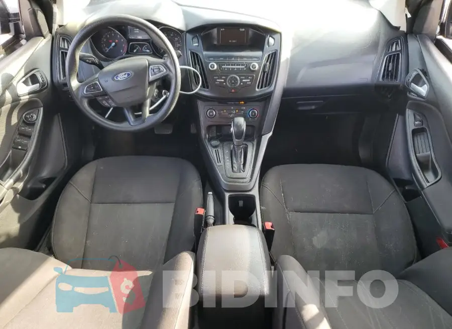 1FADP3K20JL218202 Photo# 8