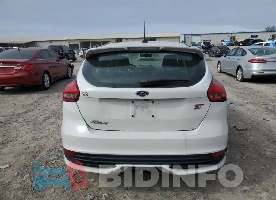 1FADP3L98HL257478 Photo# 6