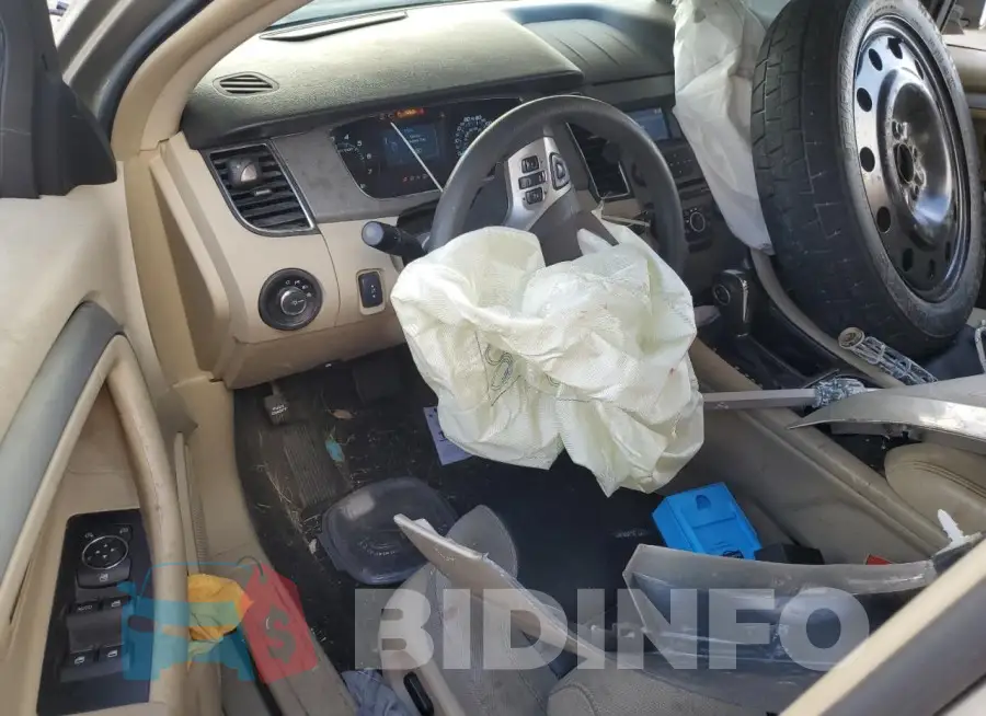 1FAHP2D85JG102368 Photo# 8
