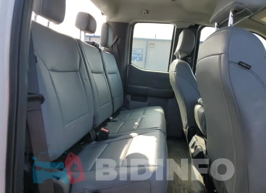 1FT7X2BA9PEE21725 Photo# 10