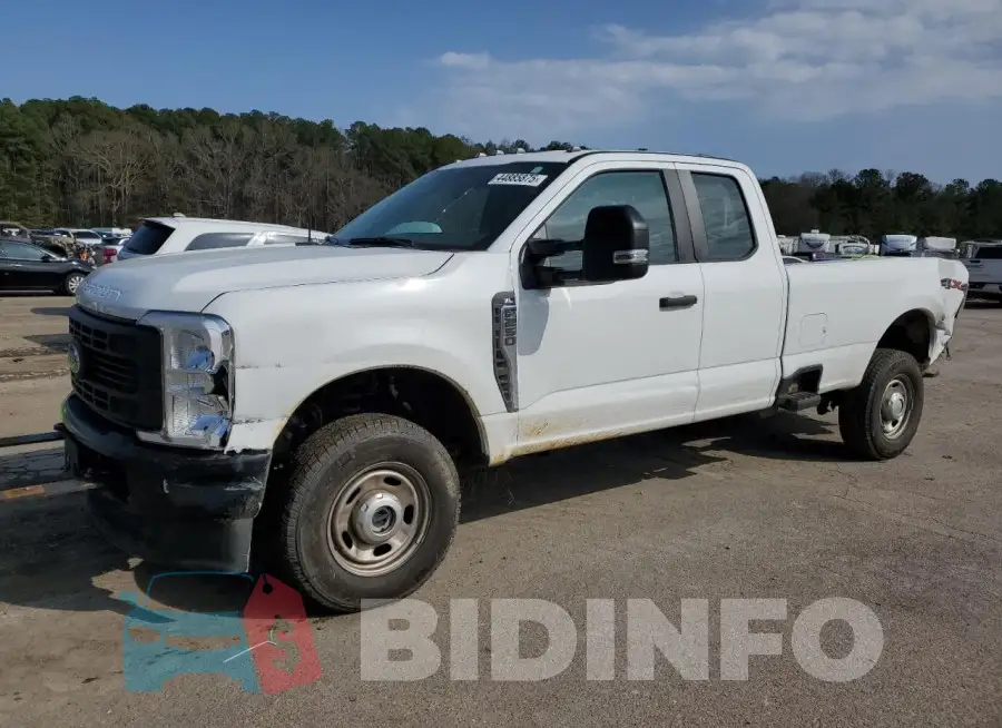 1FT7X2BA9PEE21725 Photo# 1
