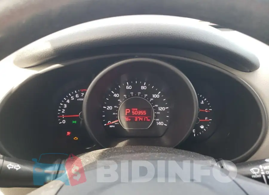 KNDJN2A29H7428573 Photo# 9