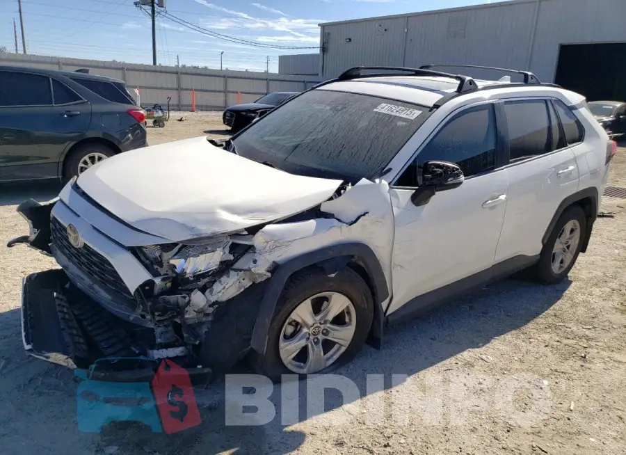 2T3P1RFV8MC213574 Photo# 1