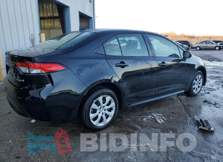 JTDBCMFE8R3049632 Photo# 3