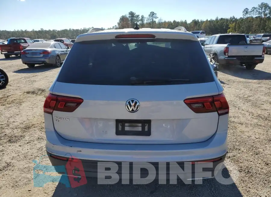3VV3B7AX7KM066672 Photo# 6