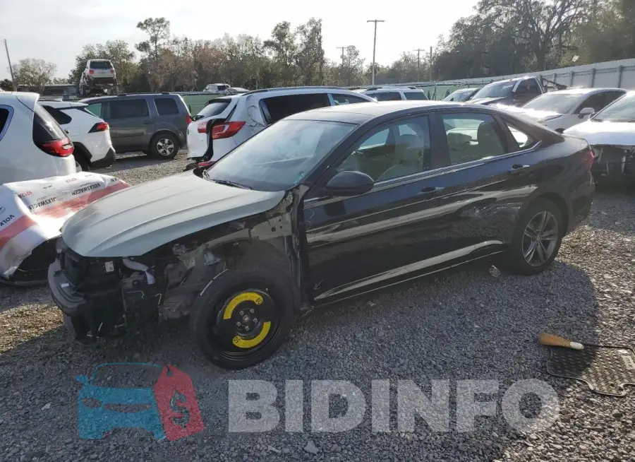 3VW7M7BU5RM032798 Photo# 1