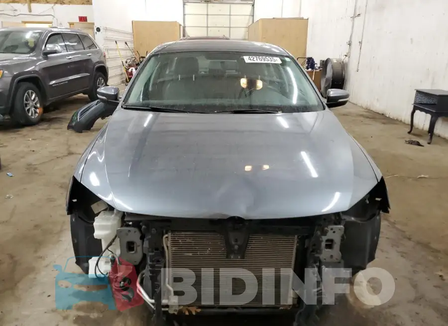 3VWDB7AJ9HM260107 Photo# 5