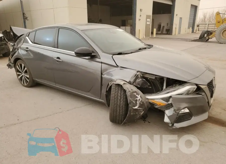 1N4BL4CV0LC112997 Photo# 4