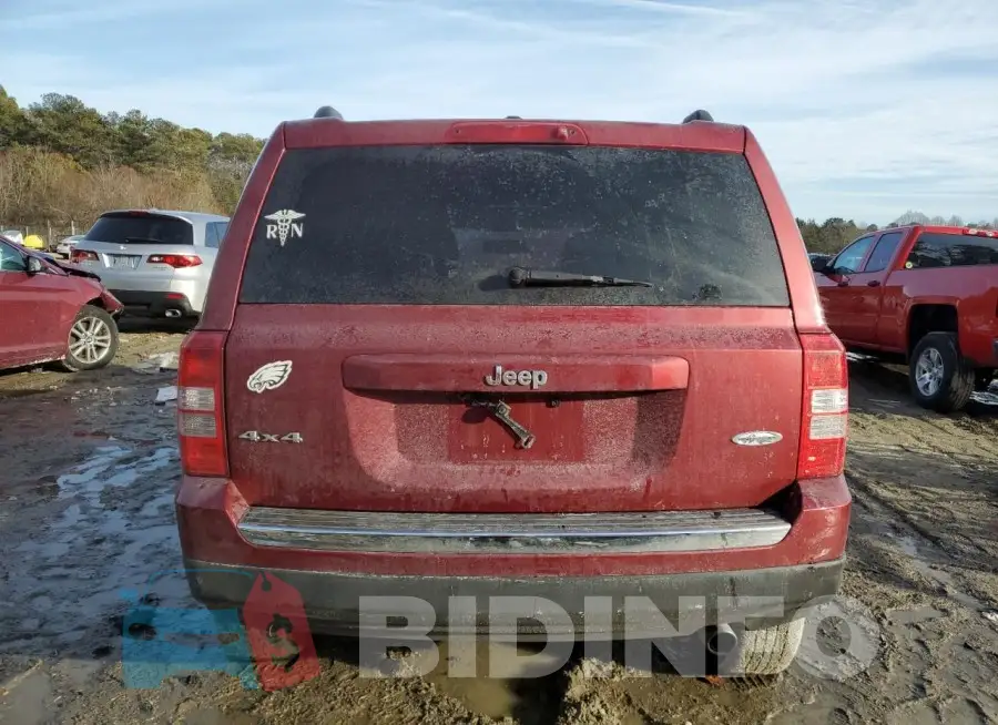 1C4NJRFB0GD730042 Photo# 6