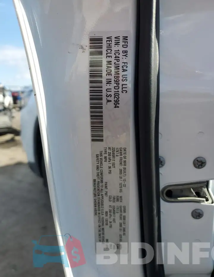 1C4PJMMB9PD102964 Photo# 13