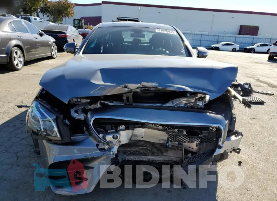 WDDZF4JB8KA571414 Photo# 5