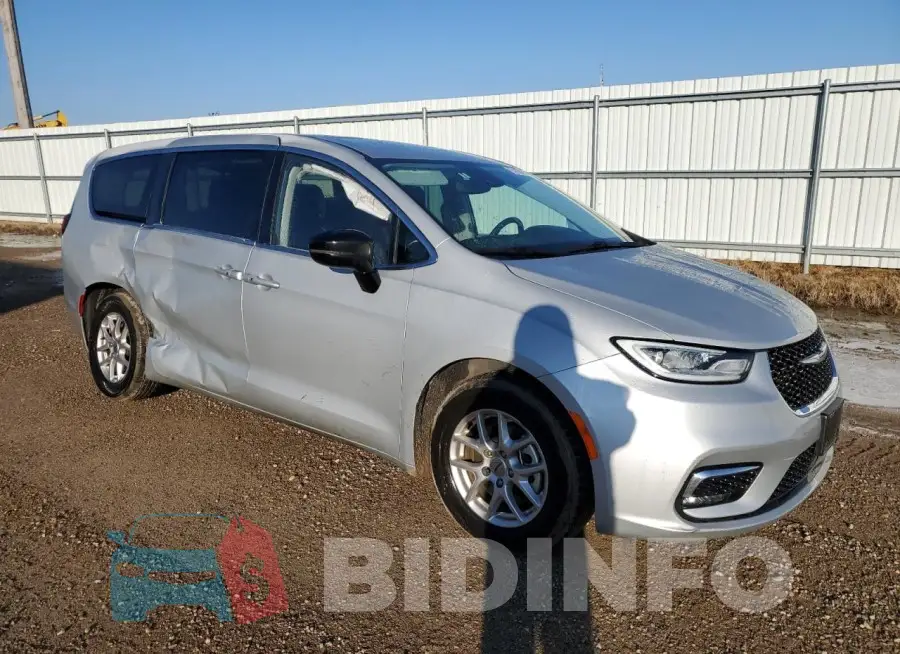 2C4RC1BG3RR125897 Photo# 4