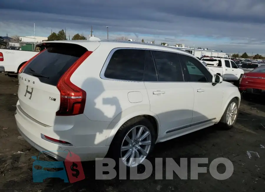 YV4A22PL9G1027774 Photo# 3