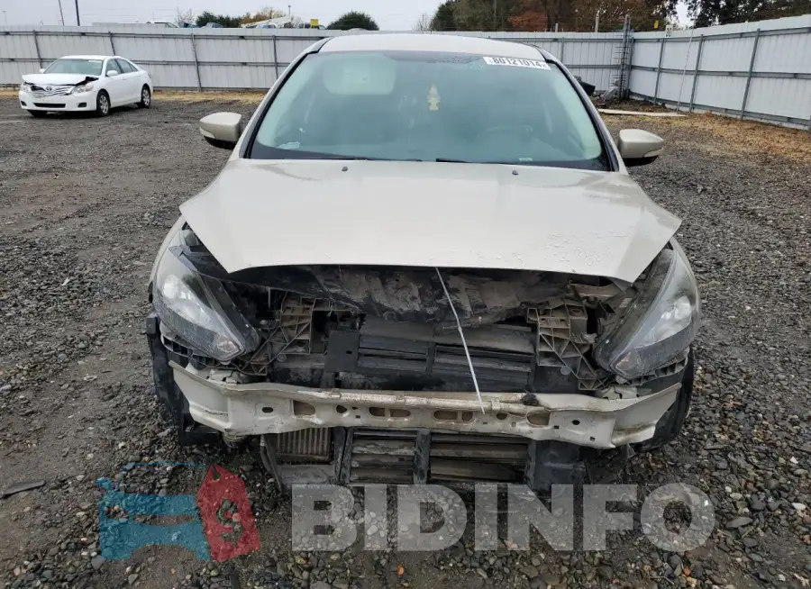 1FADP3FE2JL261198 Photo# 5