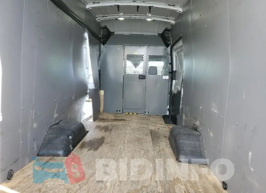 1FTBF4XV0JKA95293 Photo# 10