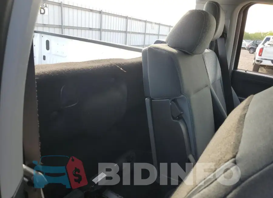 1FTMF1E58NKE13404 Photo# 10