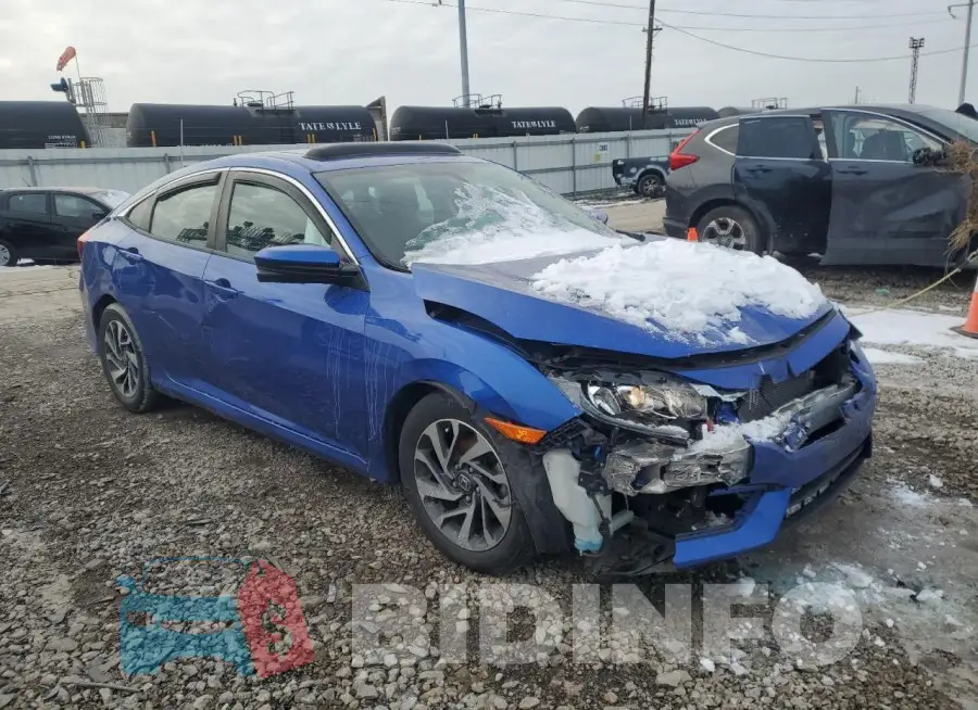 19XFC2F77HE038975 Photo# 4
