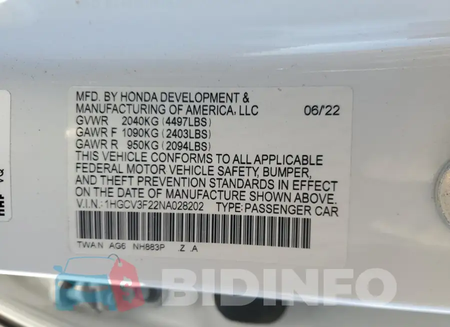 1HGCV3F22NA028202 Photo# 12