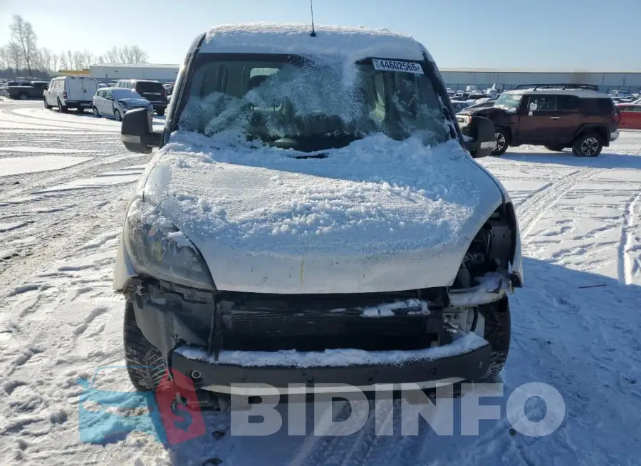 ZFBERFAB3J6L71573 Photo# 5
