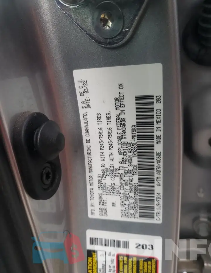 3TYAX5GNXNT050881 Photo# 13