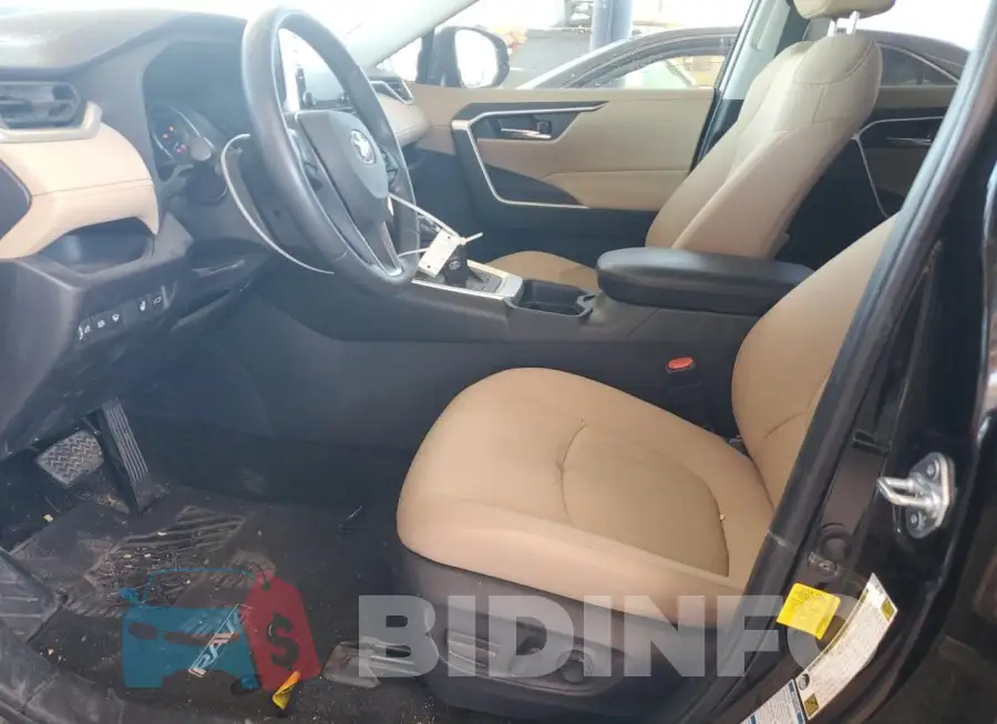 JTMRWRFV8MD124416 Photo# 7