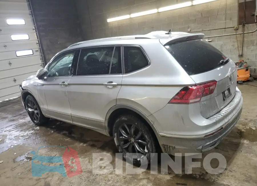 3VV2B7AX7NM119256 Photo# 2