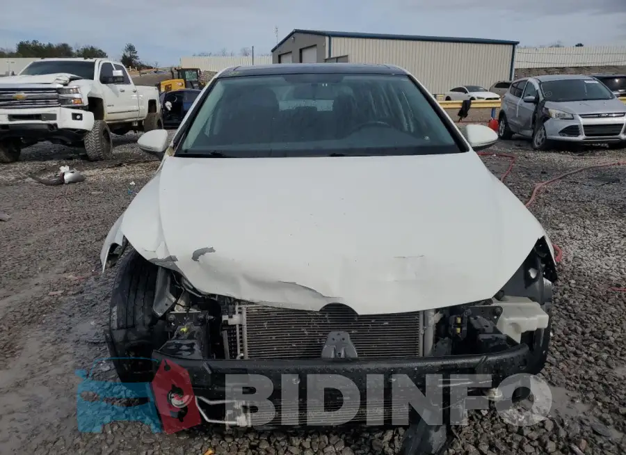 3VW217AU5GM042829 Photo# 5