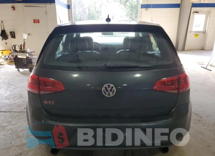 3VW447AU2HM073912 Photo# 6