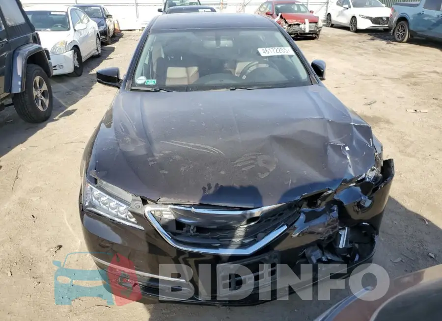 19UUB1F32HA007218 Photo# 5