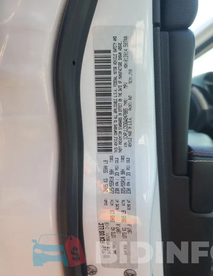 1C4PJLCS3GW247885 Photo# 13