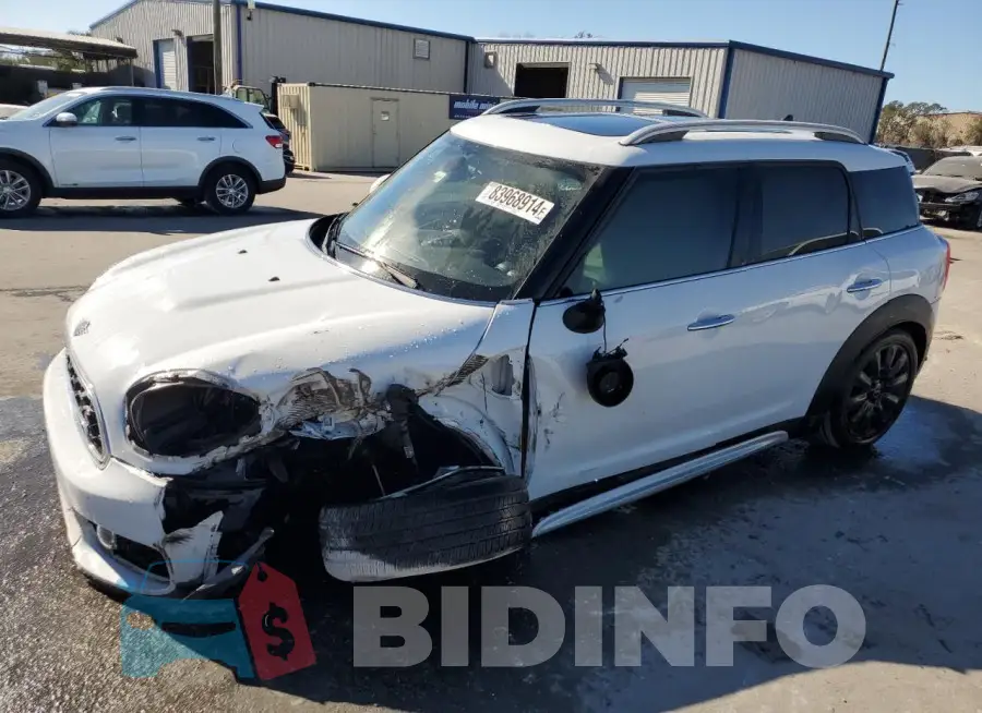 WMZYT3C57K3J32709 Photo# 1