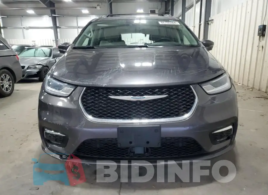 2C4RC1L74MR586243 Photo# 5