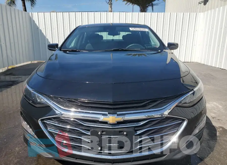 1G1ZD5ST0PF246384 Photo# 5