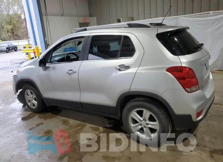 KL7CJLSB4JB617446 Photo# 2
