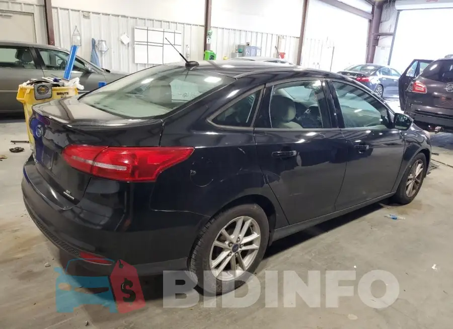 1FADP3F22GL271616 Photo# 3
