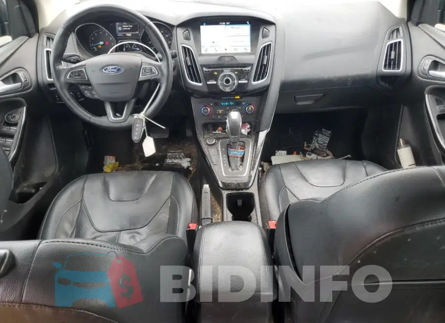 1FADP3N21HL317312 Photo# 8