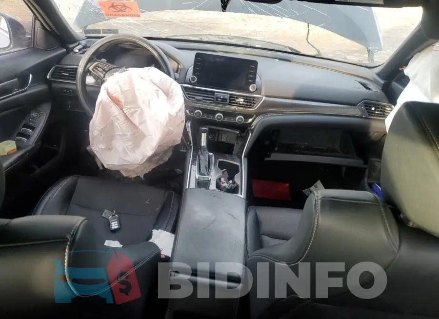 1HGCV1F38JA059302 Photo# 8