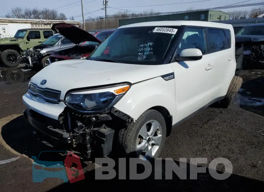 KNDJN2A2XJ7518384 Photo# 1