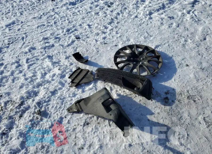 4S3GTAA68N1725779 Photo# 12