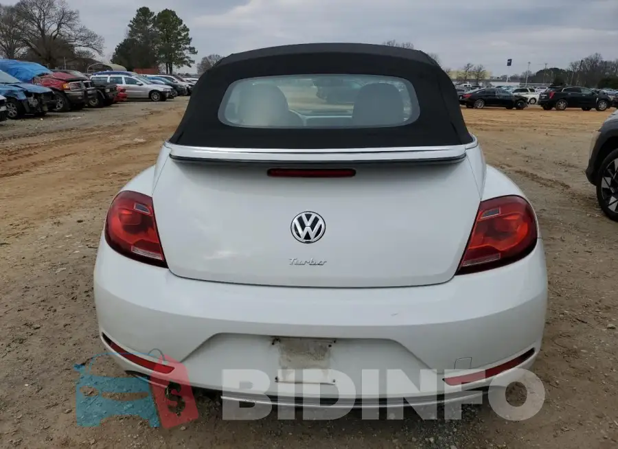 3VW517ATXHM806003 Photo# 6