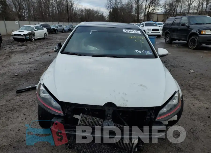 3VW547AU4HM011657 Photo# 5