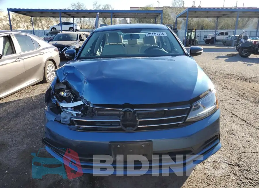 3VWDB7AJ8HM321883 Photo# 5