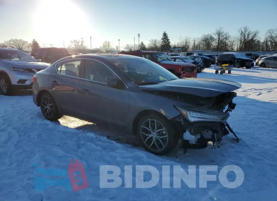 19UDE2F71MA001307 Photo# 4